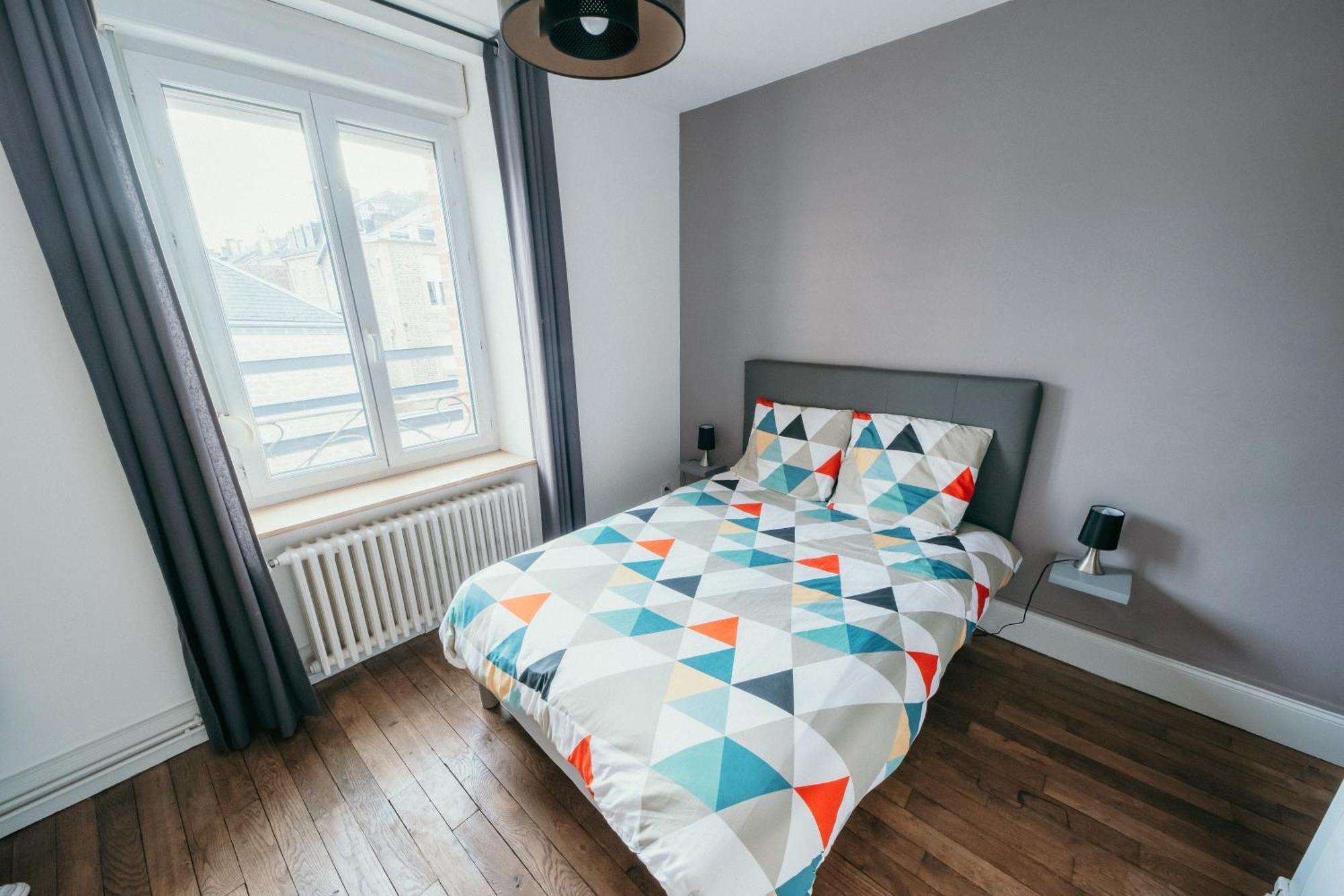 Appartement D'Alexandre Hyper Centre-Ville Charleville-Mezieres Exterior photo